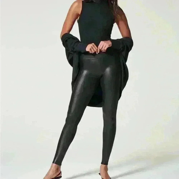 NWOT SPANX faux leather leggings - Picture 3 of 8
